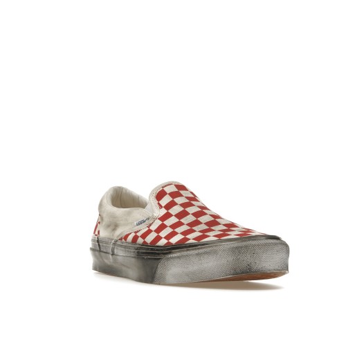 Кроссы Vans Vault UA OG Classic Slip-On LX Stressed Red Checkerboard - мужская сетка размеров