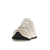 Женские кроссовки New Balance 57/40 Sea Salt Calm Taupe (W)