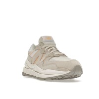 Женские кроссовки New Balance 57/40 Angora Light Mango (W)