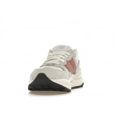 Женские кроссовки New Balance 57/40 Light Aluminium Mineral Red White (W)