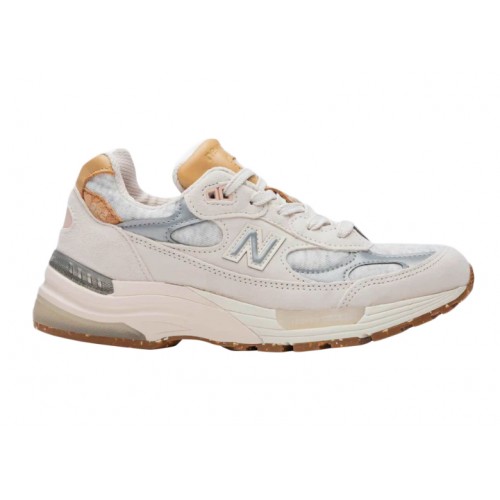 Кроссы New Balance 992 MiUSA Raw Silk (W) - женская сетка размеров