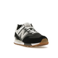 Женские кроссовки New Balance 574 Grey Black White (W)