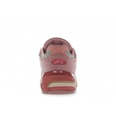 Женские New Balance 993 Joe Freshgoods Performance Art Powder Pink (W)