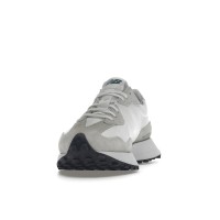 Женские кроссовки New Balance 327 White Nightwatch Green (W)