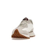 Женские New Balance 327 Moonbeam Classic Burgundy (W)