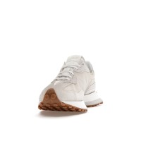 Женские кроссовки New Balance 327 White Beige Gum (W)