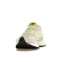 Женские New Balance 327 White Black Grey Yellow (W)