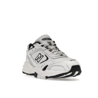 Женские кроссовки New Balance 452 White Black (W)