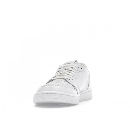 Jordan 1 Retro Low Swooshless Triple White (2025) - мужская сетка размеров