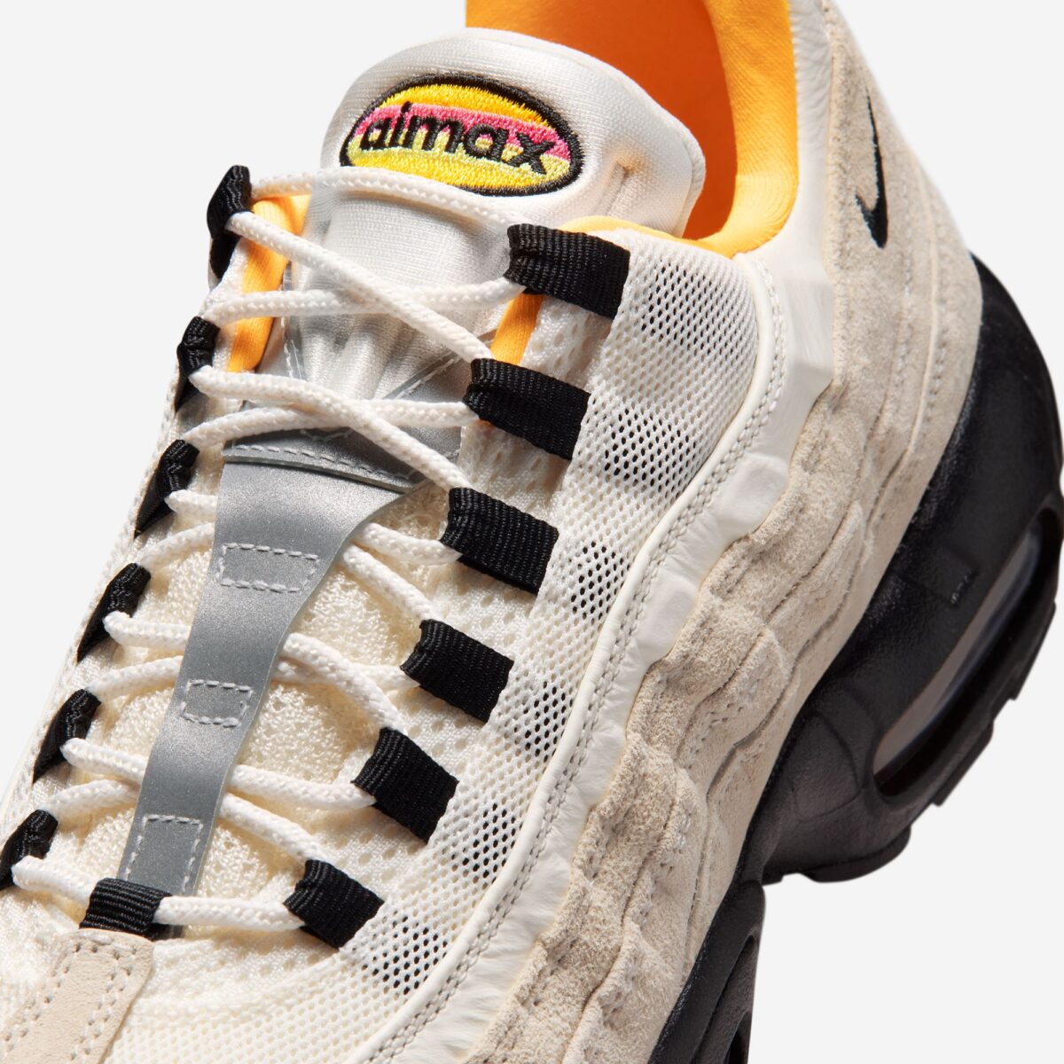 Nike SB x Air Max 95 FC Pack La Más Fina 2026 IQ8395-100